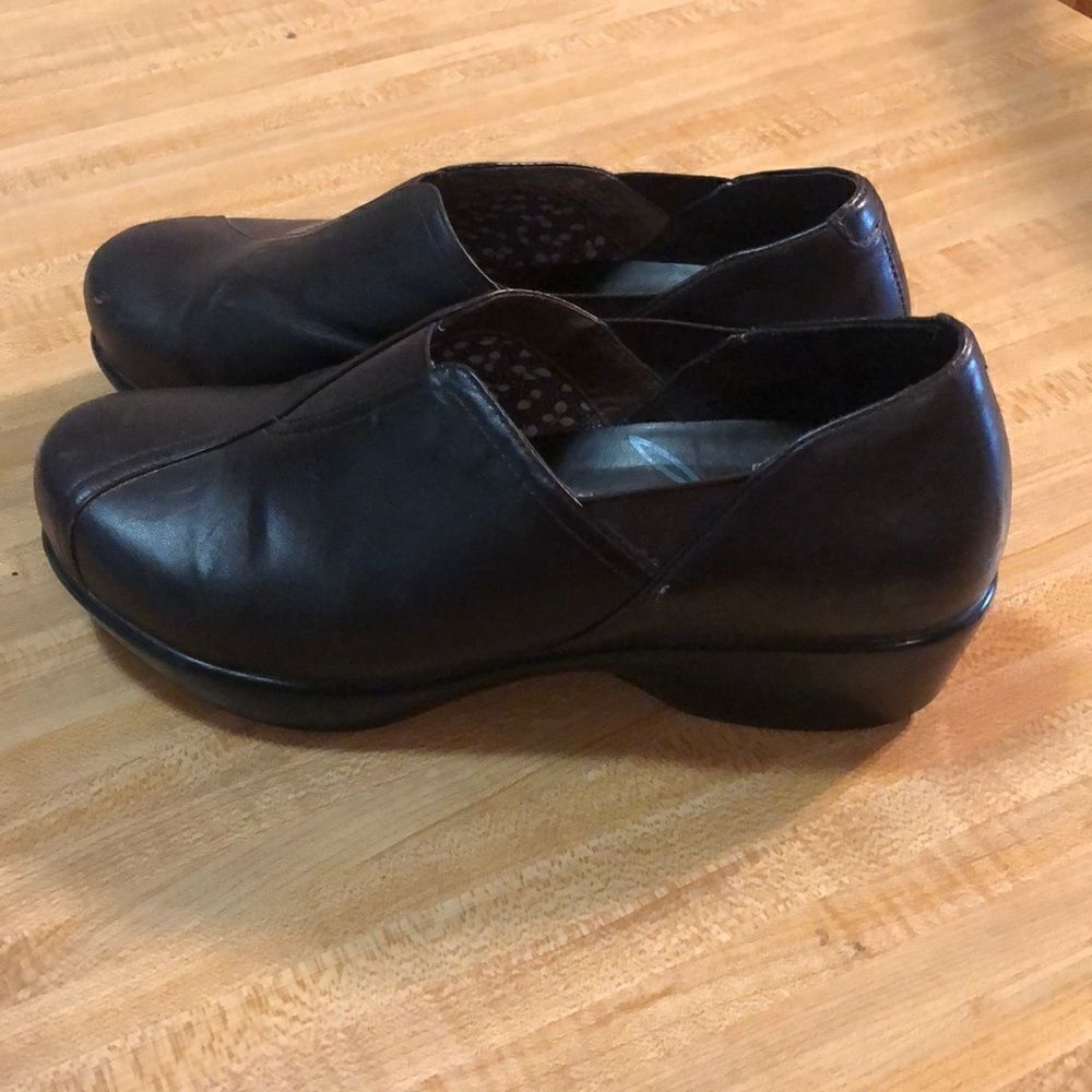 ⬇️Dansko Clogs   - Picture 3 of 7